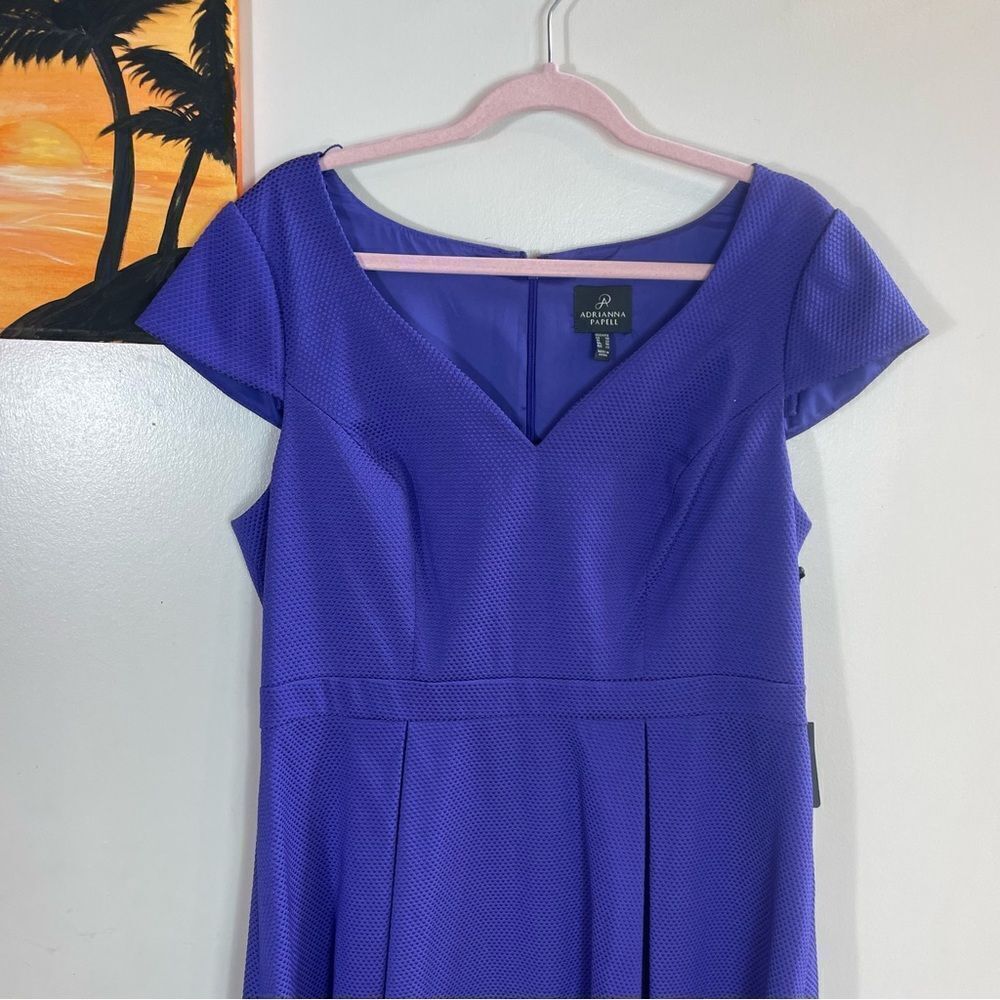 ADRIANNA PAPELL DRESS - Picture 3 of 8